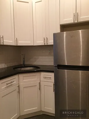 Rented by BRICK & GALO REALTY CORP | media 4