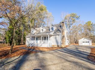 3245 Sharon Dr, Powder Springs, GA 30127