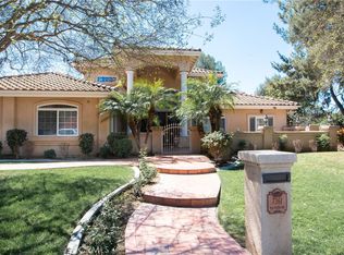 7361 Via Vista Dr, Riverside, CA 92506