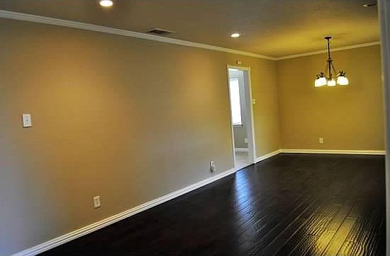 5th image of 9859 Queenswood Ln
