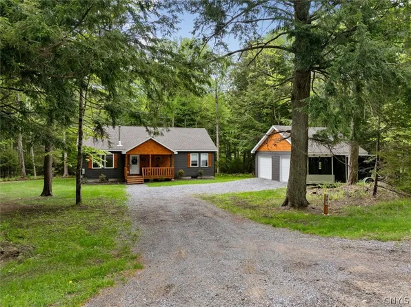583 S Shore Rd, Old Forge, NY 13420