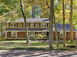 55 Bennington Dr, Zionsville, IN 46077