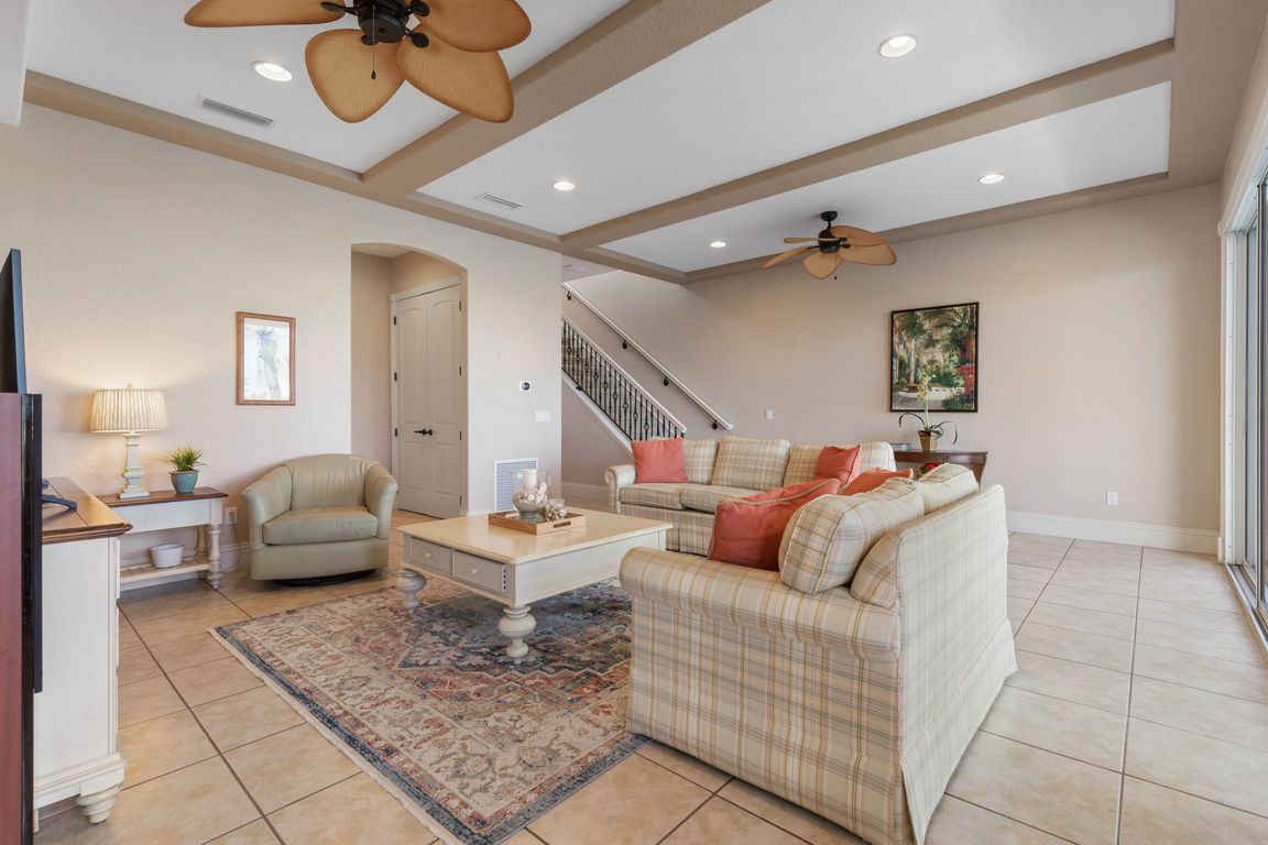 next background image