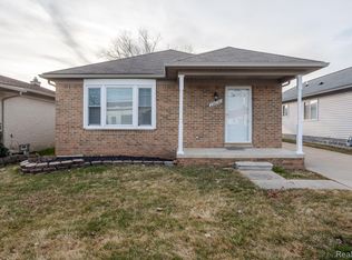 29030 Springstead St, Gibraltar, MI 48173