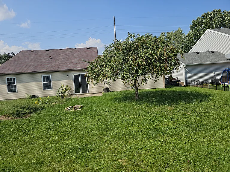 9817 Traditions Ln — Photo 6