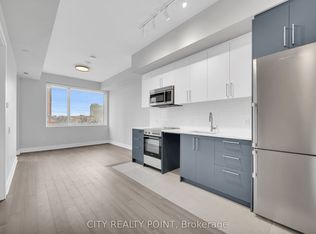664 Spadina Ave #317, Toronto, ON M5S 2H8