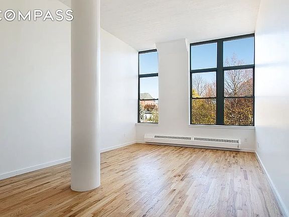 3rd image of 204 Huntington St APT 3B