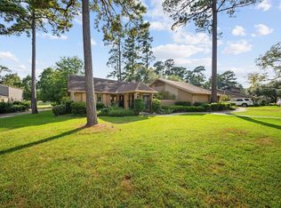 1006 Champions Dr, Lufkin, TX 75901