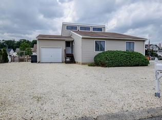 165 Bruce Dr, Manahawkin, NJ 08050