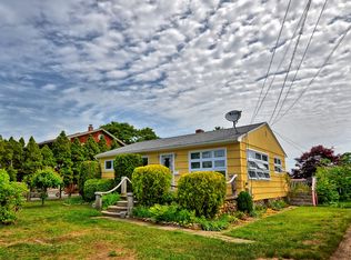 71 Winnapaug Rd, Westerly, RI 02891