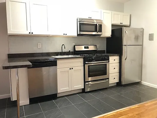 Rented by Simply Brooklyn Realty Inc | media 6