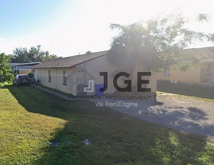 2 bed, 1.0 bath, $1,100 — Photo 1