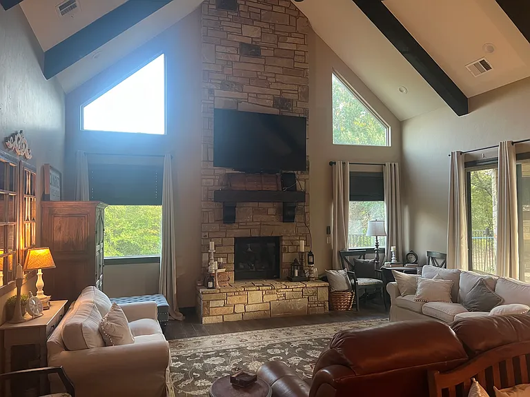 575 Chateau Bnd — Photo 12