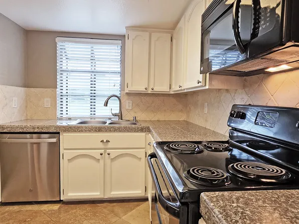 210 Wales Dr, Folsom, CA 95630
