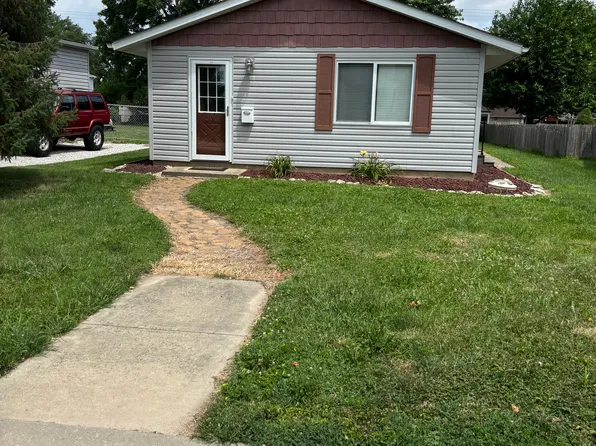 205 4th Ave, Edwardsville, IL 62025