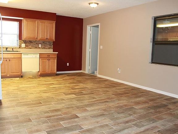 4th image of 2604 Manatee Harbor Dr