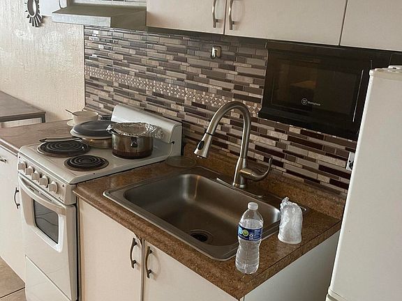3rd image of 800 N Atlantic Ave #418
