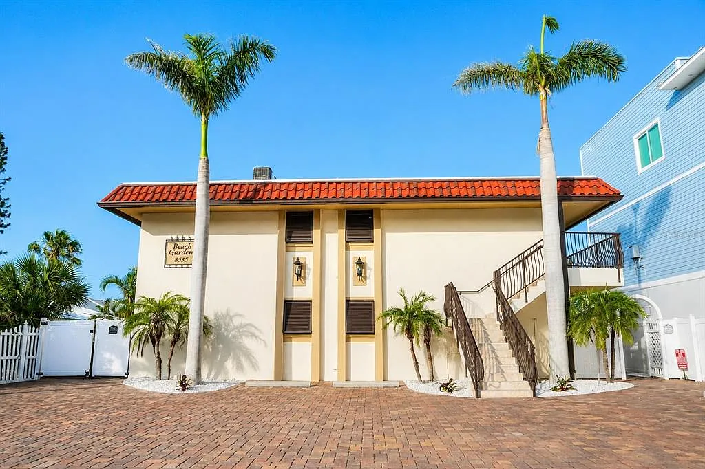 1 bed, 1.0 bath, 560 sqft, $2,500 — Photo 2