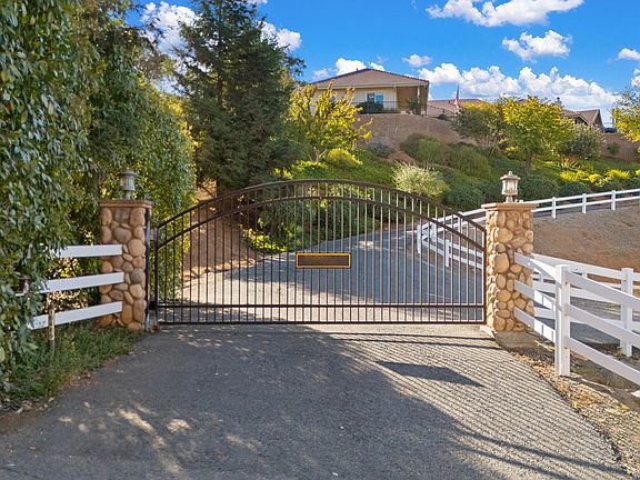 2nd image of 16489 Goat Ranch Road