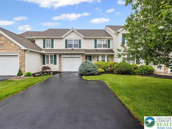 190 Park Ridge Dr, Easton, PA 18040