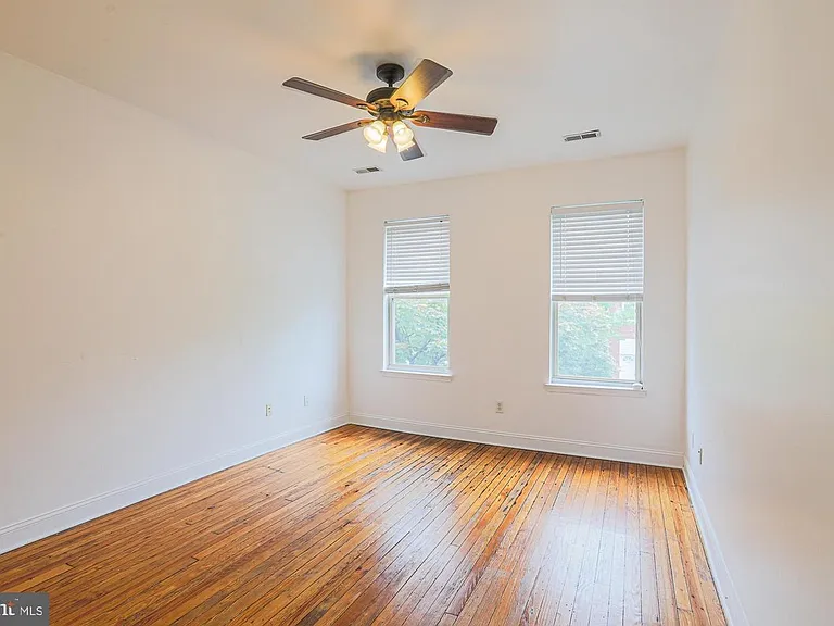 127 N Patterson Park Ave #1 — Photo 35