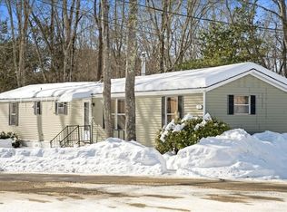 8 Nanatomqua Dr #N55, Brookfield, MA 01506