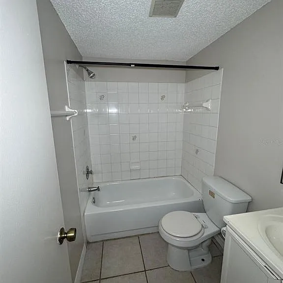 2416 SE Garden Ter #203 — Photo 14