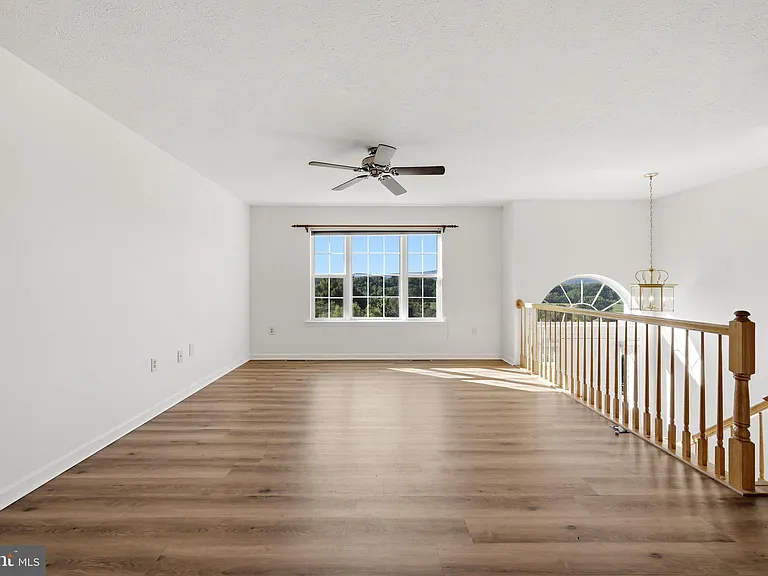 1183 River Bend Ct — Photo 11