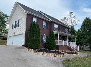 365 Glenridge Ln, Lenoir City, TN 37771
