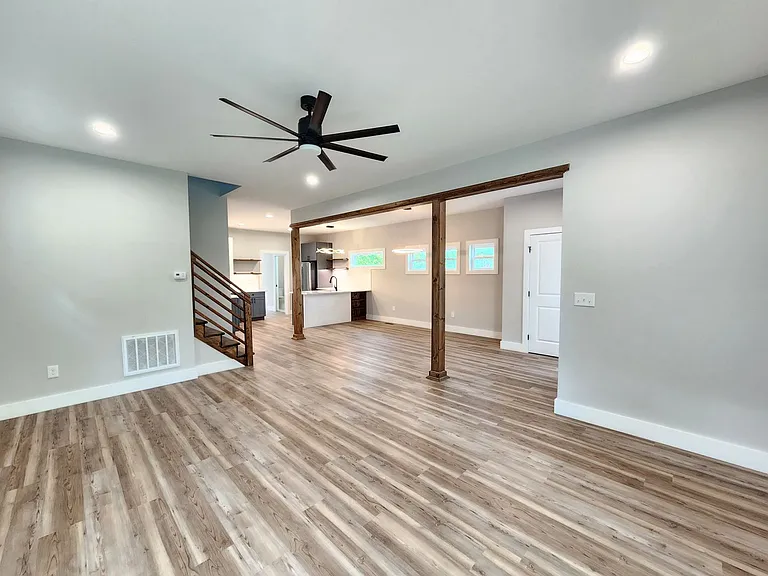108 Tracy Ave — Photo 6