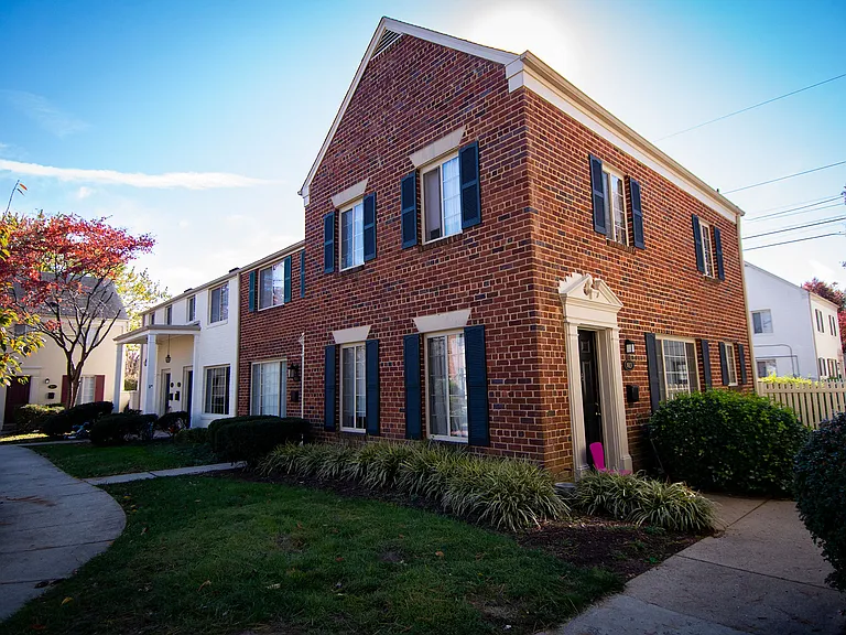 Brookville Townhomes Exterior 89