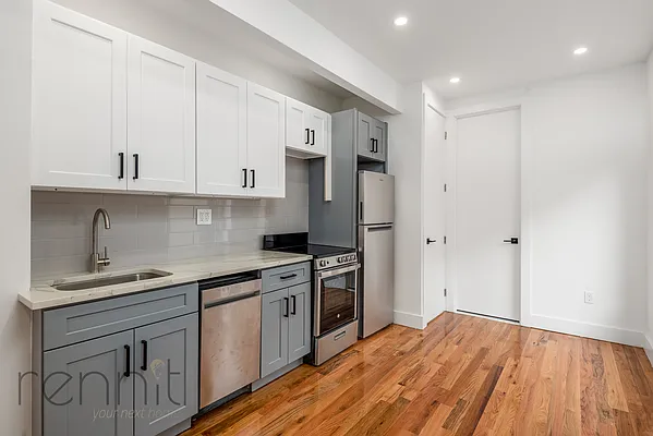 Rented by Rennit Inc. | media 4