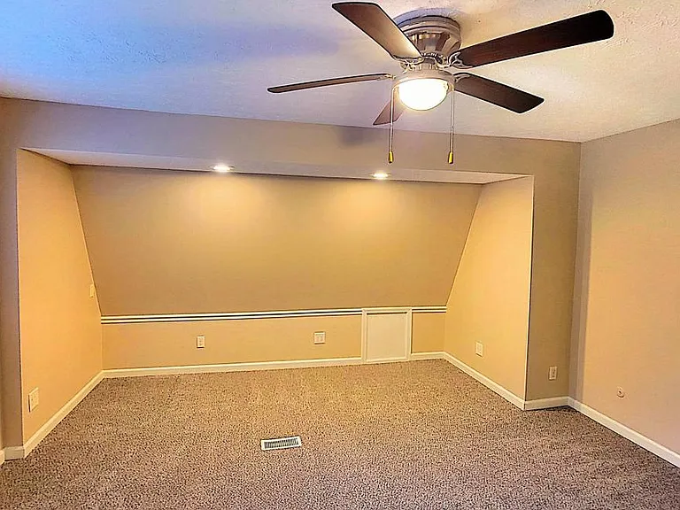 7819 Hills And Dales Rd NW — Photo 18
