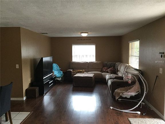 2nd image of 1003 Mockingbird Cir