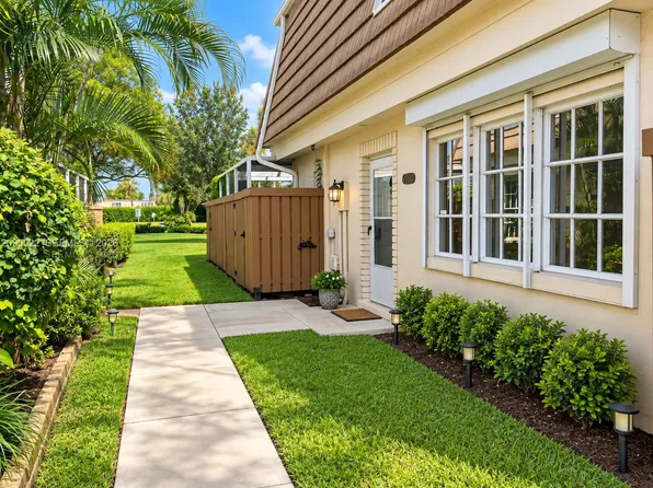 4386 Hazel Ave APT C, Palm Beach Gardens, FL 33410