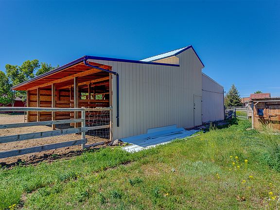 2nd image of 3175 Baldy Dr