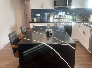 8302 Capps Ave, Northridge, CA 91324