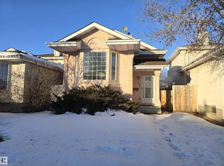 176 River Point E, Edmonton, AB T5A4Y5