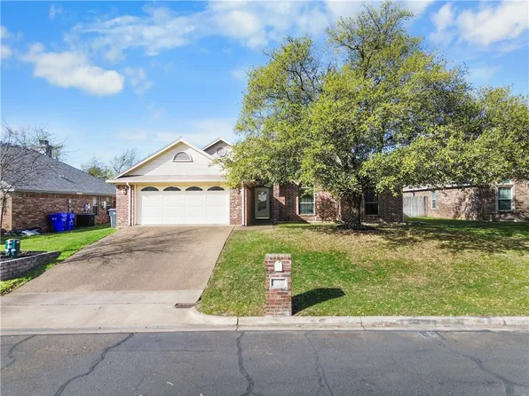 2917 Concho Bend Dr, Woodway, TX 76712