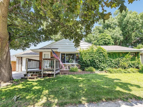 1368 Shirley St, Green Bay, WI 54304