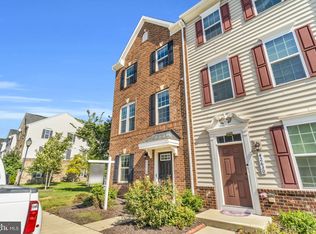 42628 Smokey Embers Ter, Sterling, VA 20166