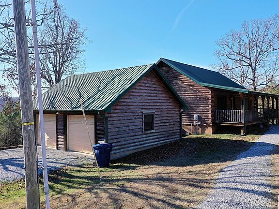 5th image of 100 Alexander Rd