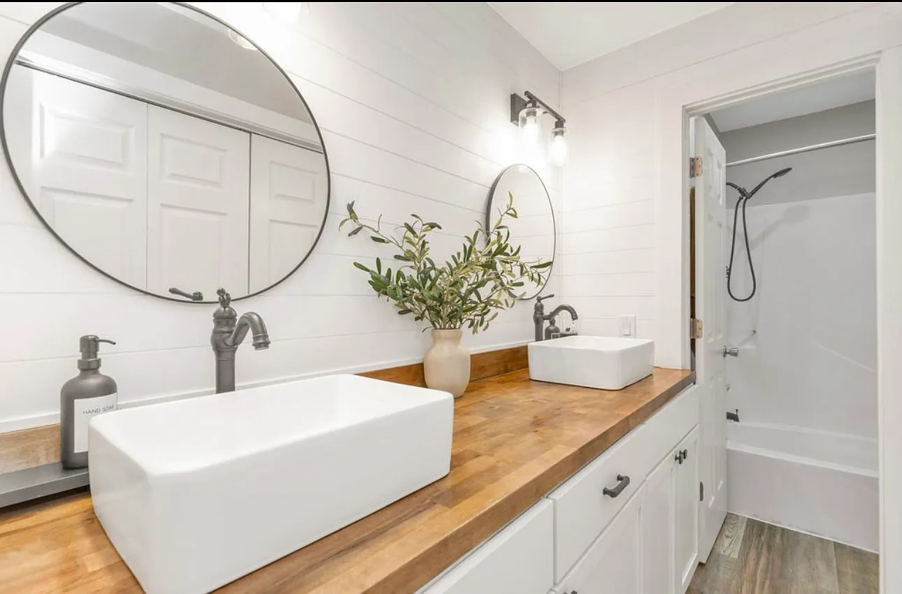 3 bed, 1172 sqft, $2,100 — Photo 3