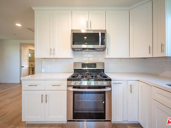 5th image of 505 Belmont Ave