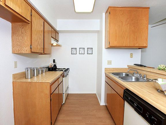 2nd image of 16437 Palomino Pl APT 201