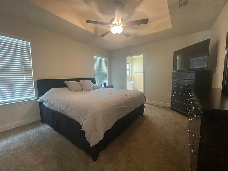 124 Ridgeway Cir — Photo 8