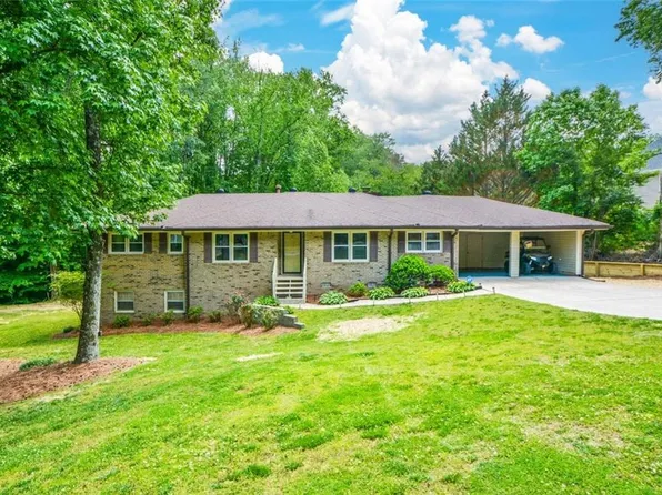 5851 Wills Orchard Rd, Cumming, GA 30040