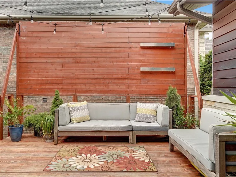3942 E Rosebrier St — Photo 2