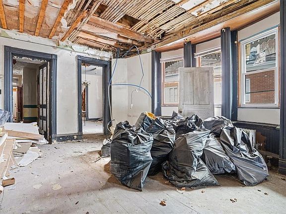 5th image of 622 Mahantongo St