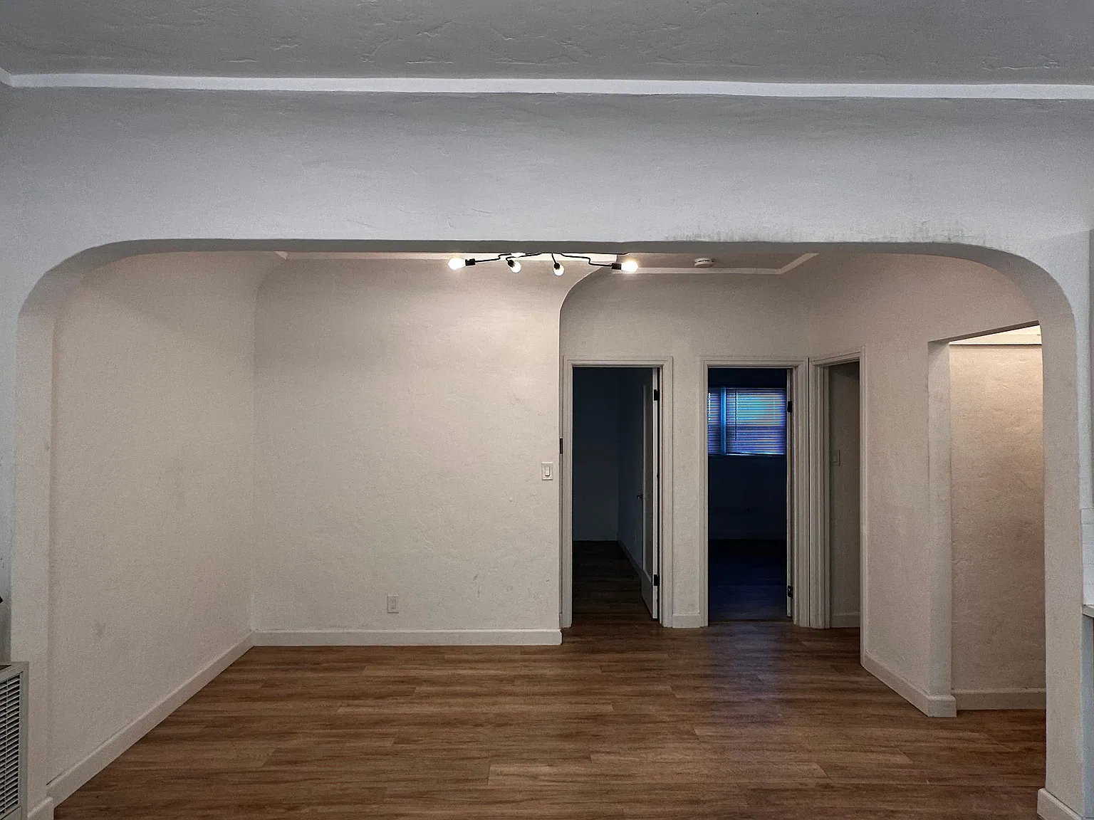 2 bed, $2,195 — Photo 2